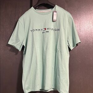Tommy Hilfiger Men's Light Green Short Sleeve Tee